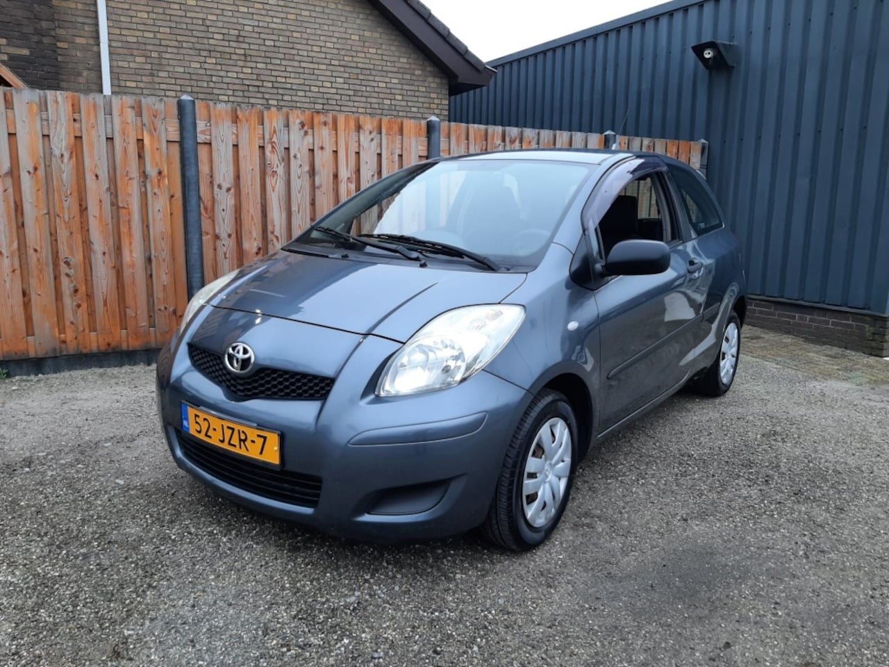 Toyota Yaris - 1.0 VVT-i 1.0 VVTi - AutoWereld.nl