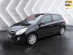 Hyundai i20 - 1.4i DynamicVersion | Airco | Dubbel Din Radio | Origineel Nederlandse Auto | Slechts 133.