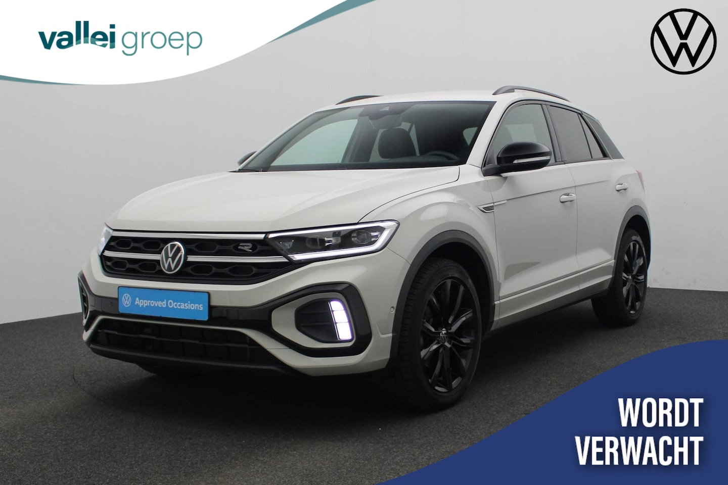 Volkswagen T-Roc - 1.0 TSI 110PK R-Line Business | Camera | Stoelverwarming | Navi | ACC | Keyless | Digital - AutoWereld.nl