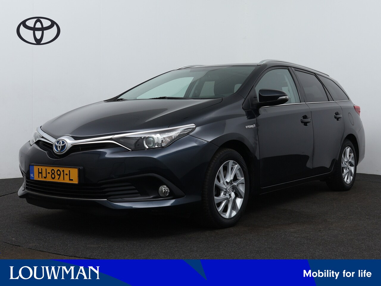 Toyota Auris - 1.8 Hybrid Lease Pro | Panoramadak | Navigatie | Camera | LM velgen | Cruise Control | - AutoWereld.nl