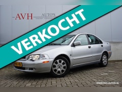 Volvo S40 - 1.8 Europa Automaat