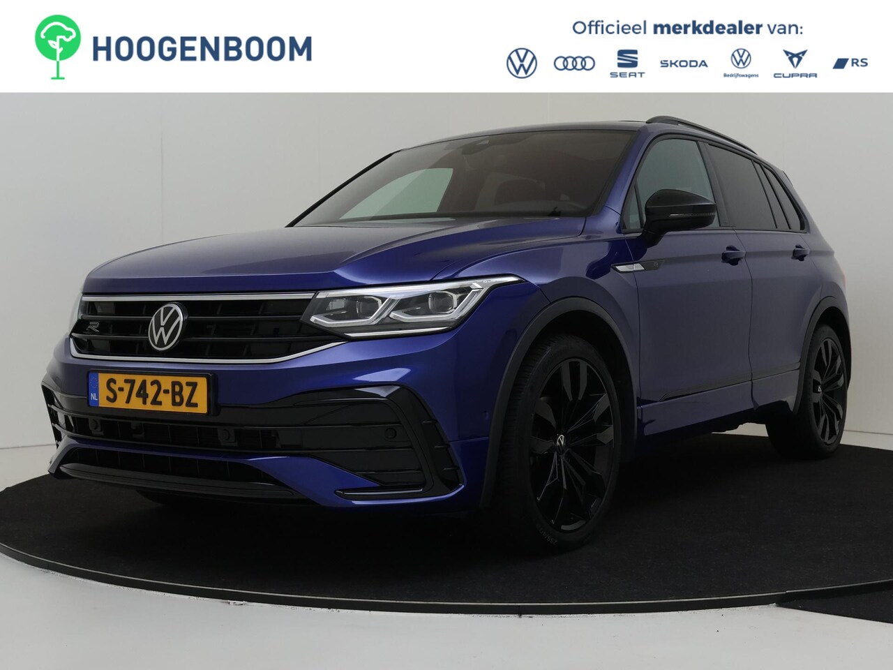 Volkswagen Tiguan - 1.5 TSI R-Line Business | Panoramadak | LED matrix verlichting | Black style | Keyless | D - AutoWereld.nl