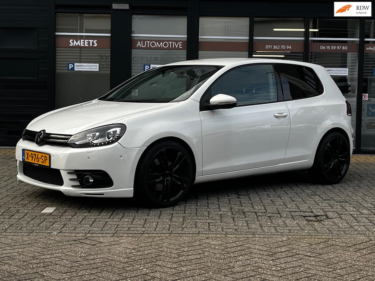 Volkswagen Golf - 1.4 TSI R-Line Edition 1.4 TSI R-Line Edition,Cruise,Klimaat control,Carplay,Stoelverw,Achteruitrijcamera,Xenon. - AutoWereld.nl