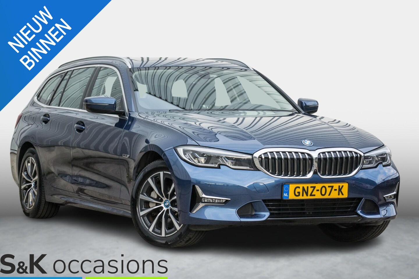 BMW 3-serie Touring - 330e xDrive Pano Led Leder BMW 3-serie Touring 330e xDrive Business Edition Plus - AutoWereld.nl