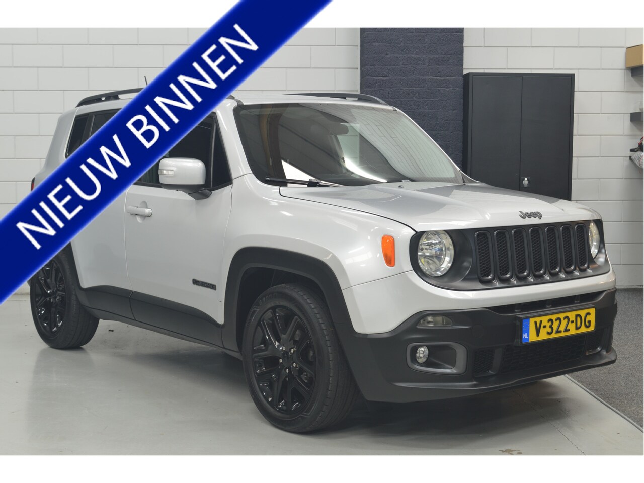 Jeep Renegade - 1.4 MultiAir Longitude // GRIJS KENTEKEN // LPG // TREKHAAK // AIRCO // CRUISE // - AutoWereld.nl