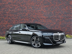 BMW 7-serie - 740d xDrive *Pano*HUD*Bow&Wil*Vierwielbesturing