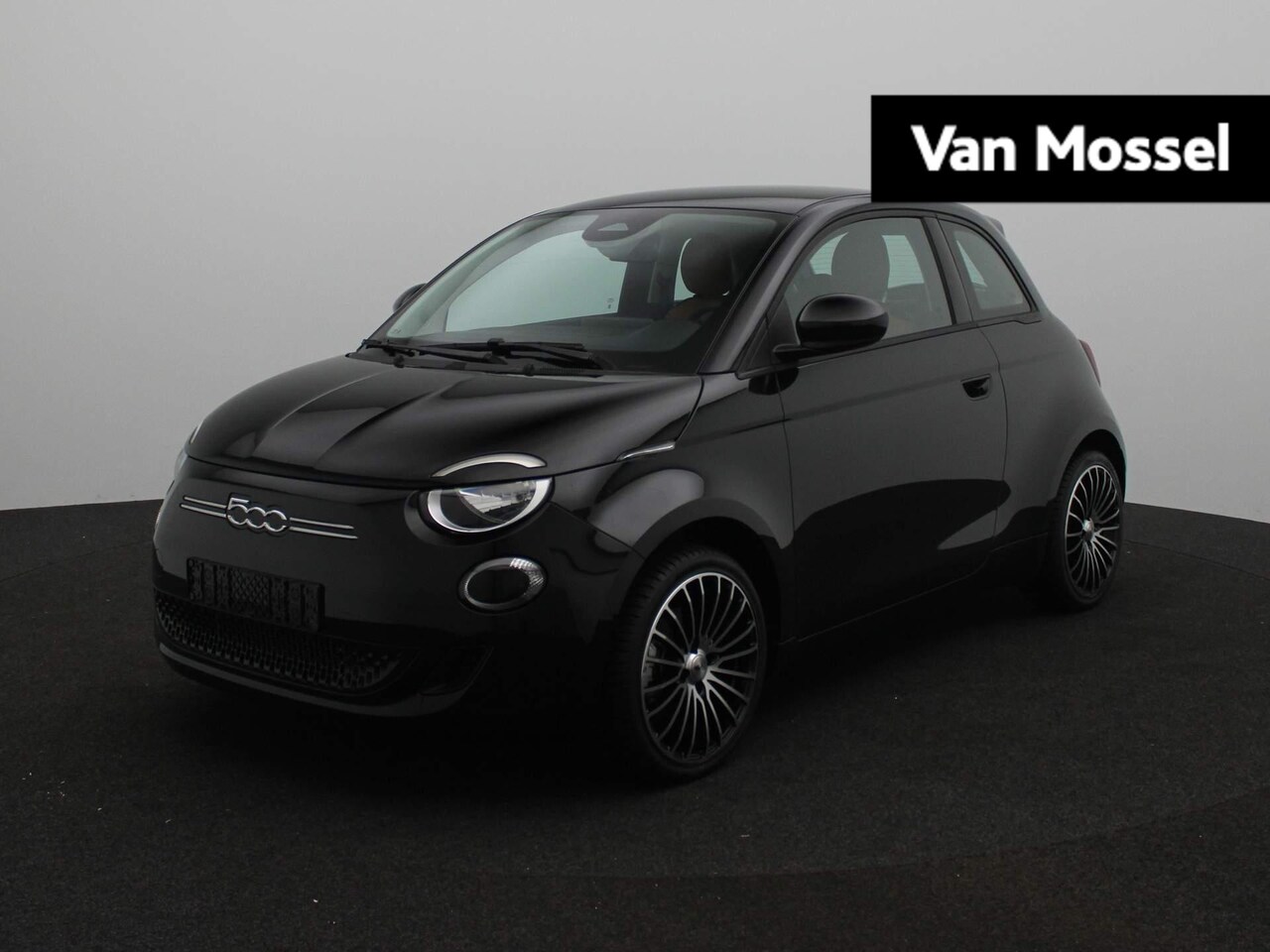 Fiat 500e - 42 kWh |Cognac Lederen Bekleding | Apple Carplay & Android Auto | 17'' LM. Velgen + All Se - AutoWereld.nl