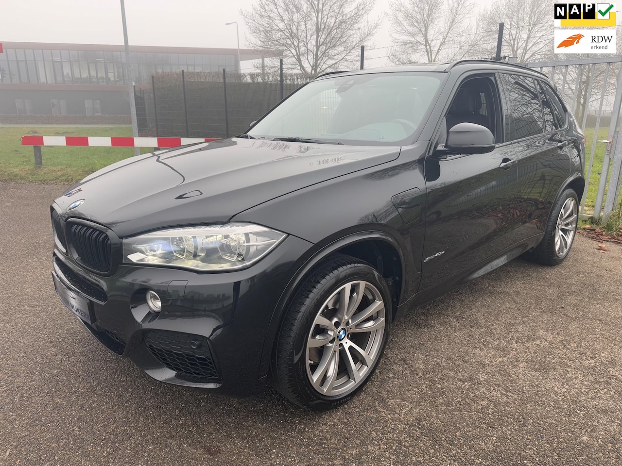 BMW X5 - XDrive40e iPerformance M-Sport High Exe Pano Trekhaak NW model!! - AutoWereld.nl