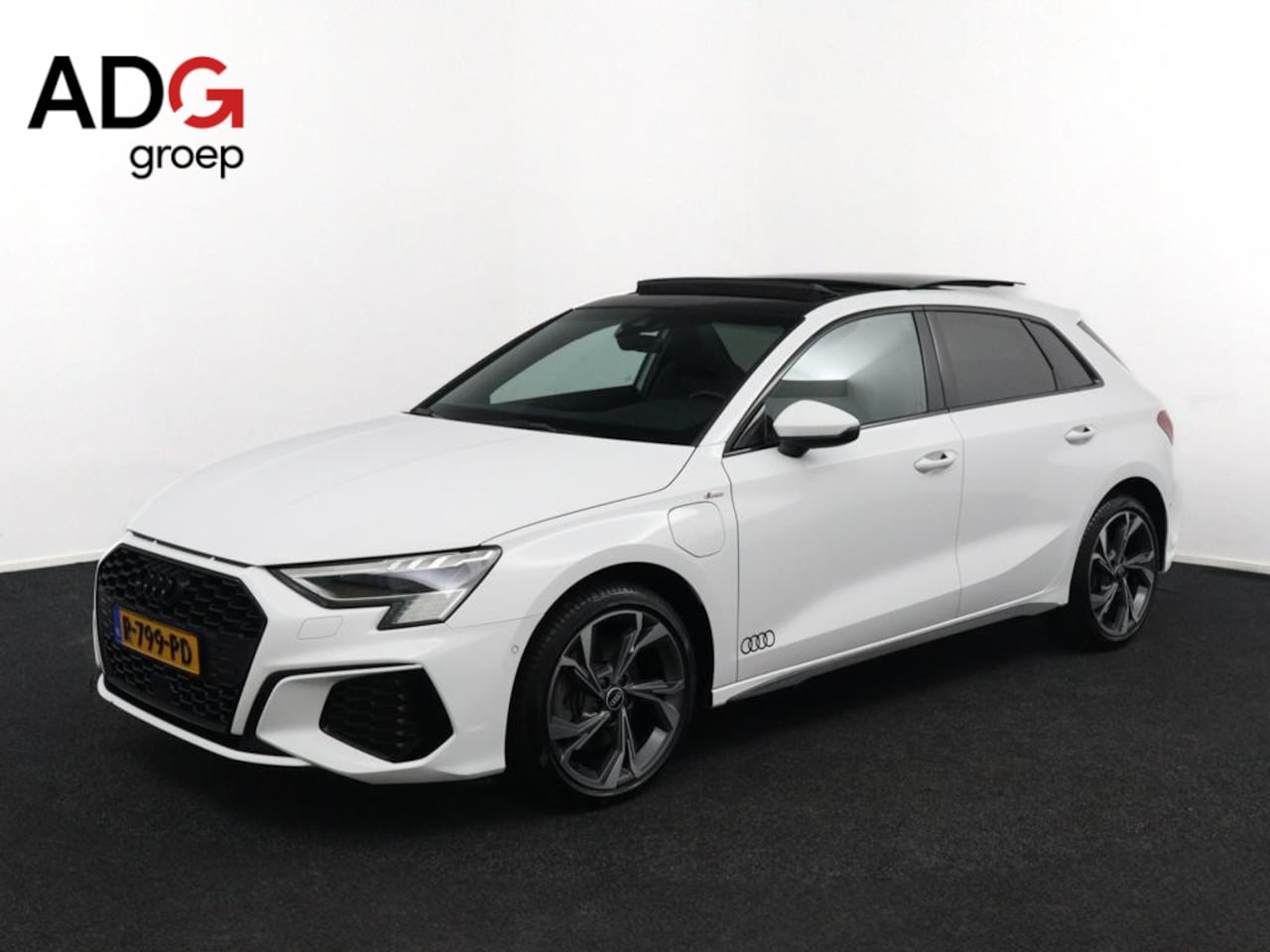 Audi A3 Sportback - 45 TFSI e S edition Competition |All in prijs + BOVAG Garantie | - AutoWereld.nl