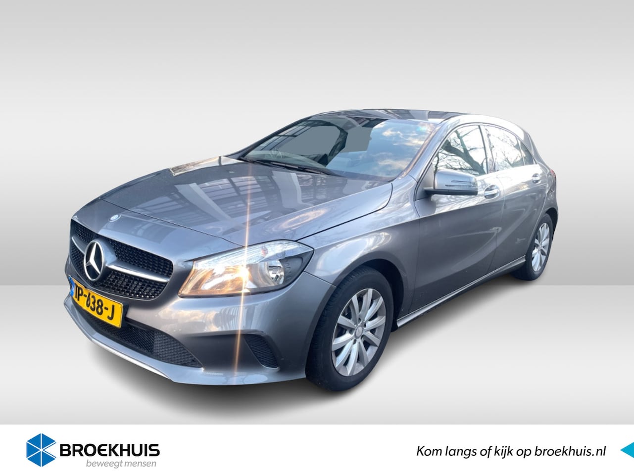 Mercedes-Benz A-klasse - 180 123PK | Leder\Stof | Clima | Stoelverwarming | Cruise | Bluetooth | Navigatie | Parkee - AutoWereld.nl