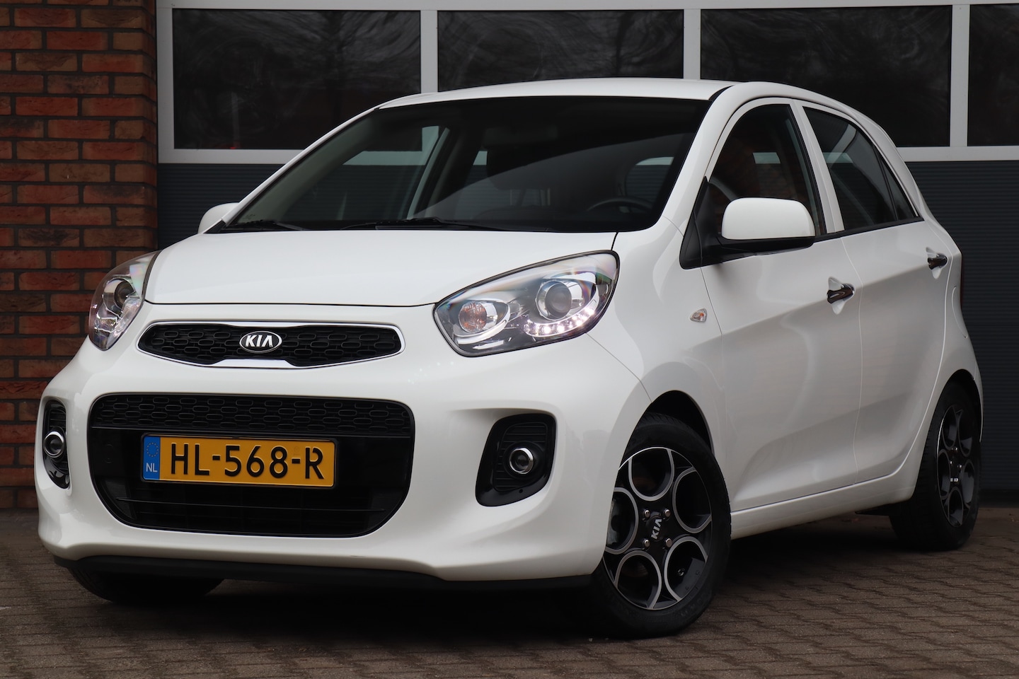 Kia Picanto - 1.2 CVVT DynamicLine Orig. Ned. - AutoWereld.nl