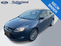 Ford Focus - 1.6 TI-VCT First Edition 125pk 17 inch velgen | Climate control | Voorruit verwarming | Cr