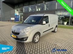 Opel Combo - Navigatie + Parkeersensoren