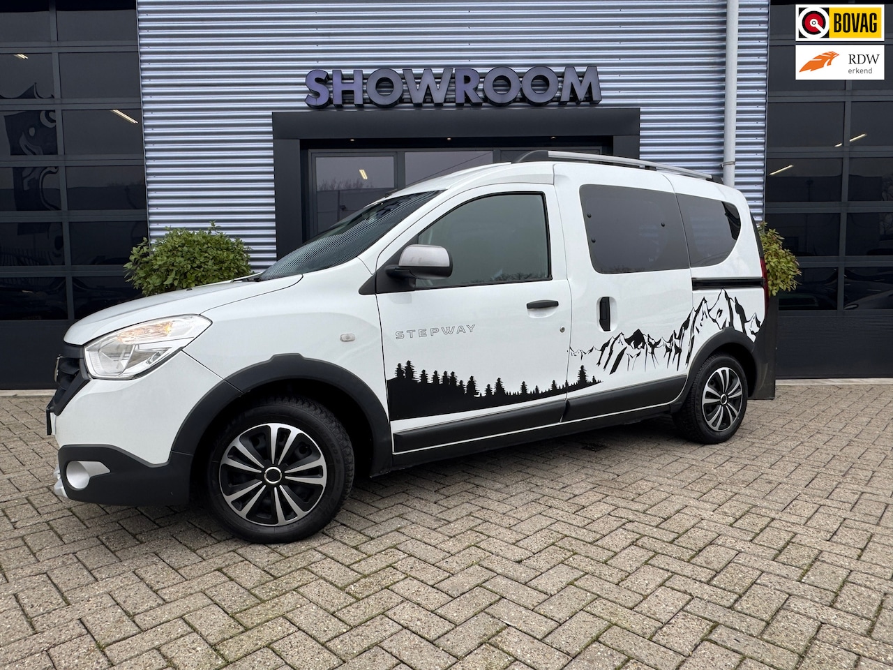 Dacia Dokker - 1.2 TCe S&S Stepway camper uitvoering - AutoWereld.nl