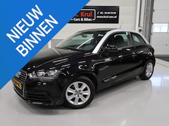 Audi A1 - 1.2 TFSI Attraction Pro Line Airco Trekhaak Navigatie 140pk Boekjes aanwezig Sportvelgen N