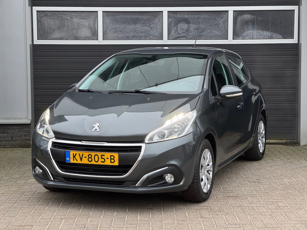 Peugeot 208 - 1.2 PureTech Blue Lion Navi, Airco, Cruise Control, NAP - AutoWereld.nl