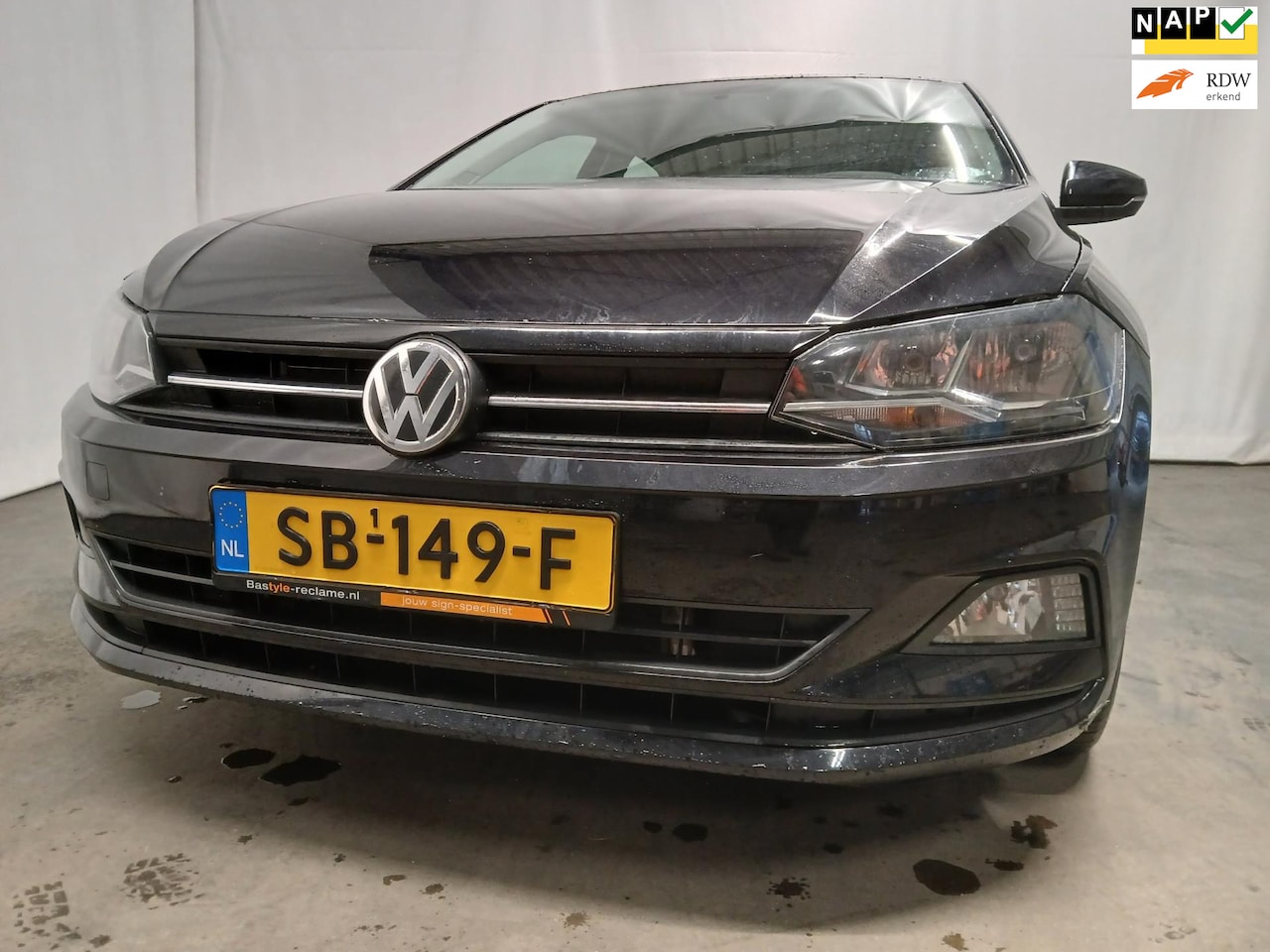 Volkswagen Polo - 1.6 TDI Comfortline - Airco - Navi - Export - Schade - AutoWereld.nl