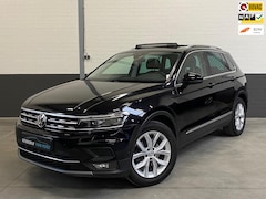 Volkswagen Tiguan - 1.5 TSI Highline automaat, pano, leer, climate, NAP