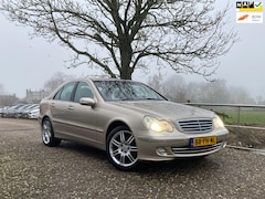 Mercedes-Benz C-klasse - 180 K. Elegance | ''140.000''KM + Automaat + Cruise Nu € 5.975,