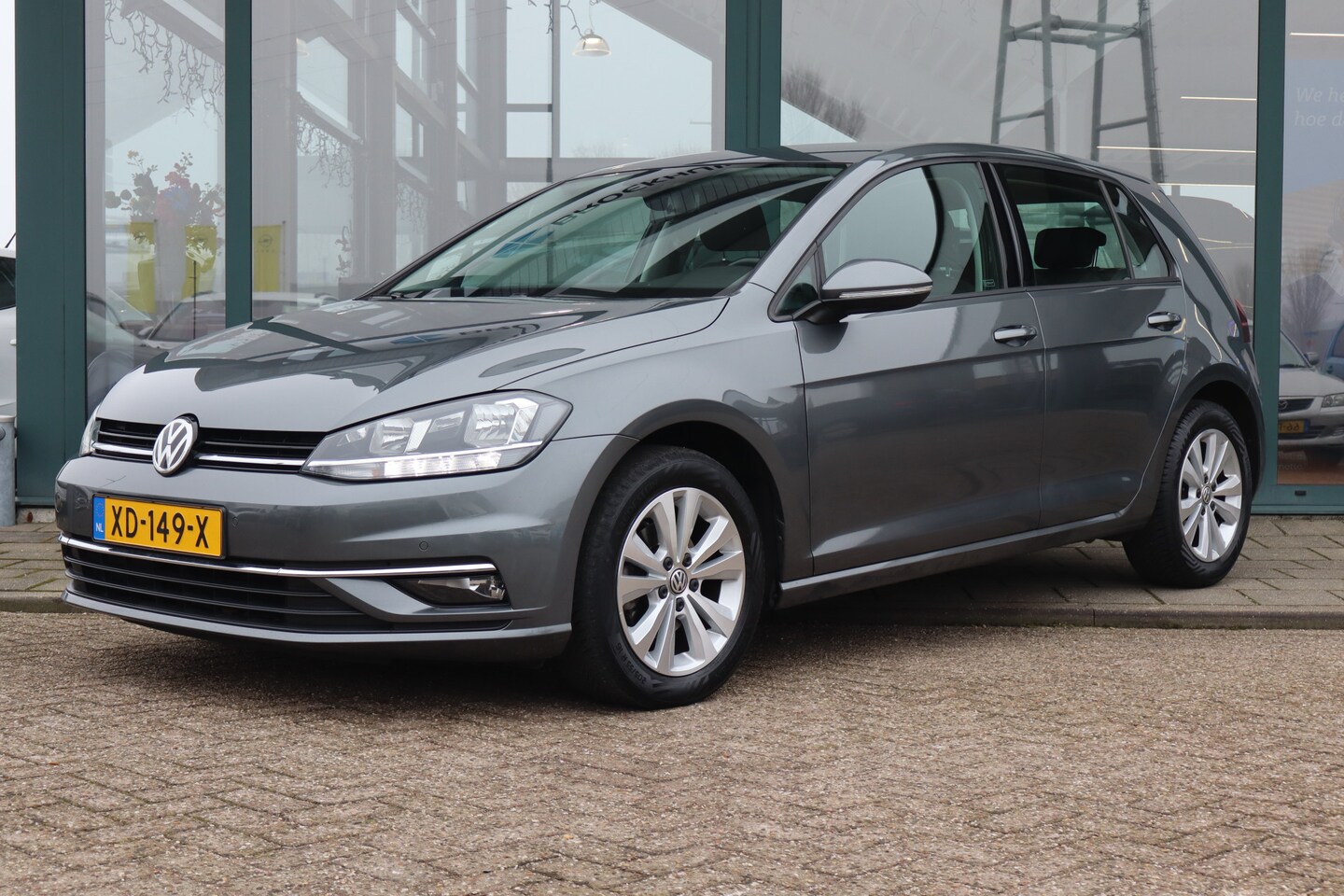 Volkswagen Golf - 1.0 TSI 110PK 7-DSG Comfortline Business - AutoWereld.nl