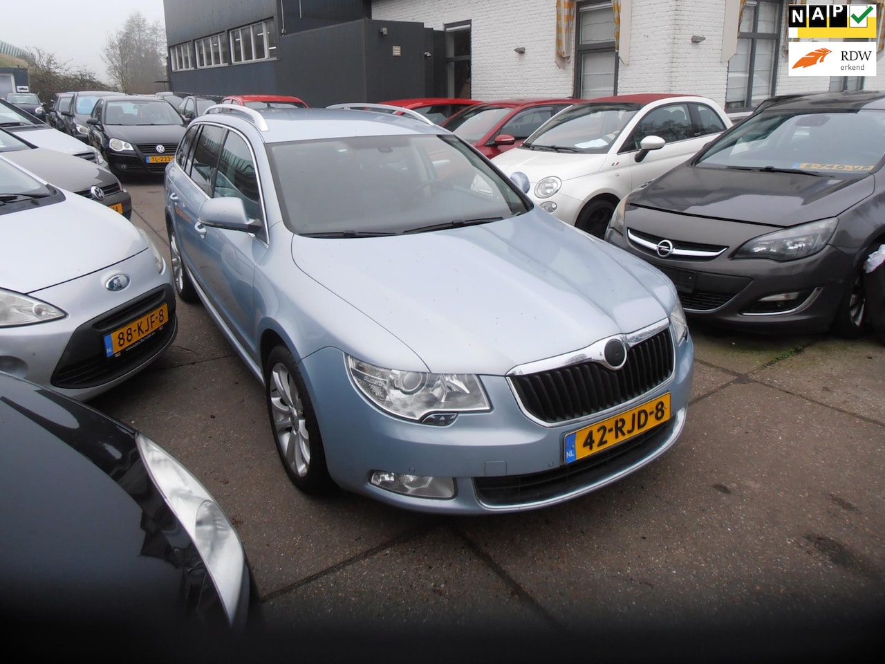 Skoda Superb Combi - 1.8 TSI Ambition Business Line airco elek pak nap apk - AutoWereld.nl