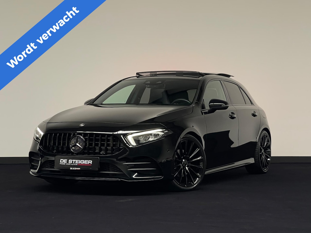 Mercedes-Benz A-klasse - 200 AMG Night Blackpack 360 Camera Sfeerverlichting - AutoWereld.nl