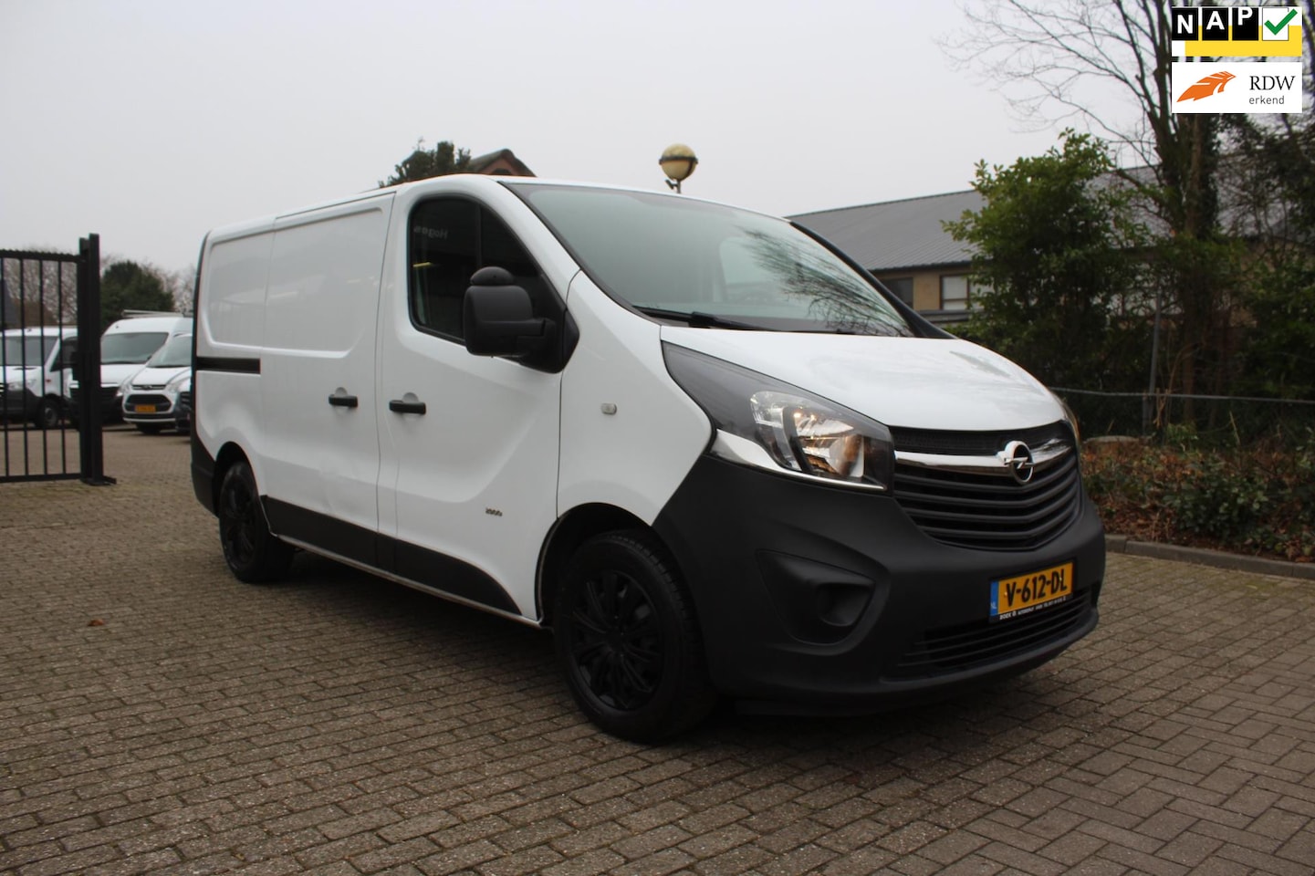 Opel Vivaro - 1.6 CDTI L1H1 Edition EcoFlex 1.6 CDTI L1H1 Edition EcoFlex - AutoWereld.nl