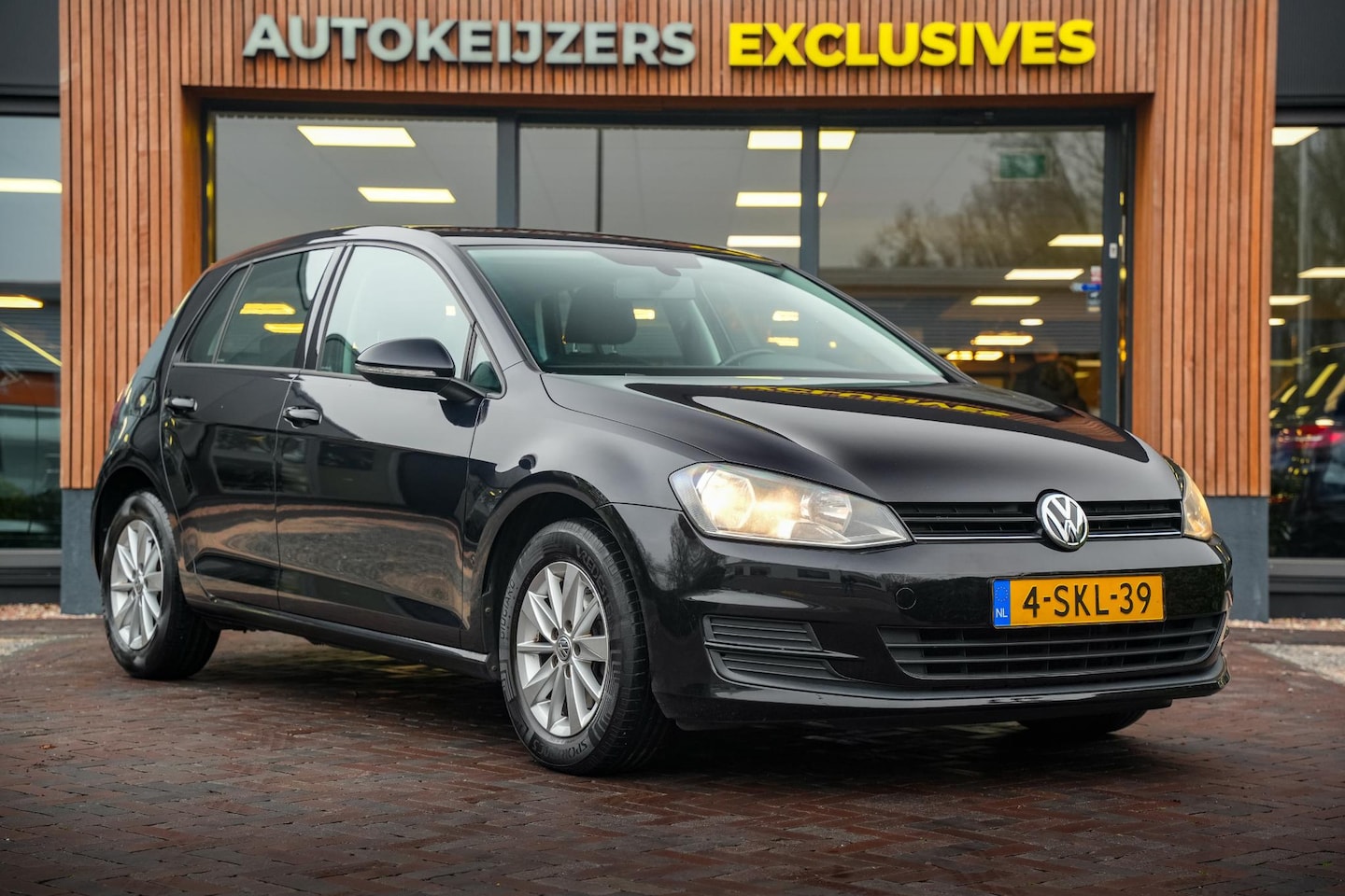 Volkswagen Golf - 1.2 TSI Comfortline Navigatie Clima Cruise 15''LM - AutoWereld.nl