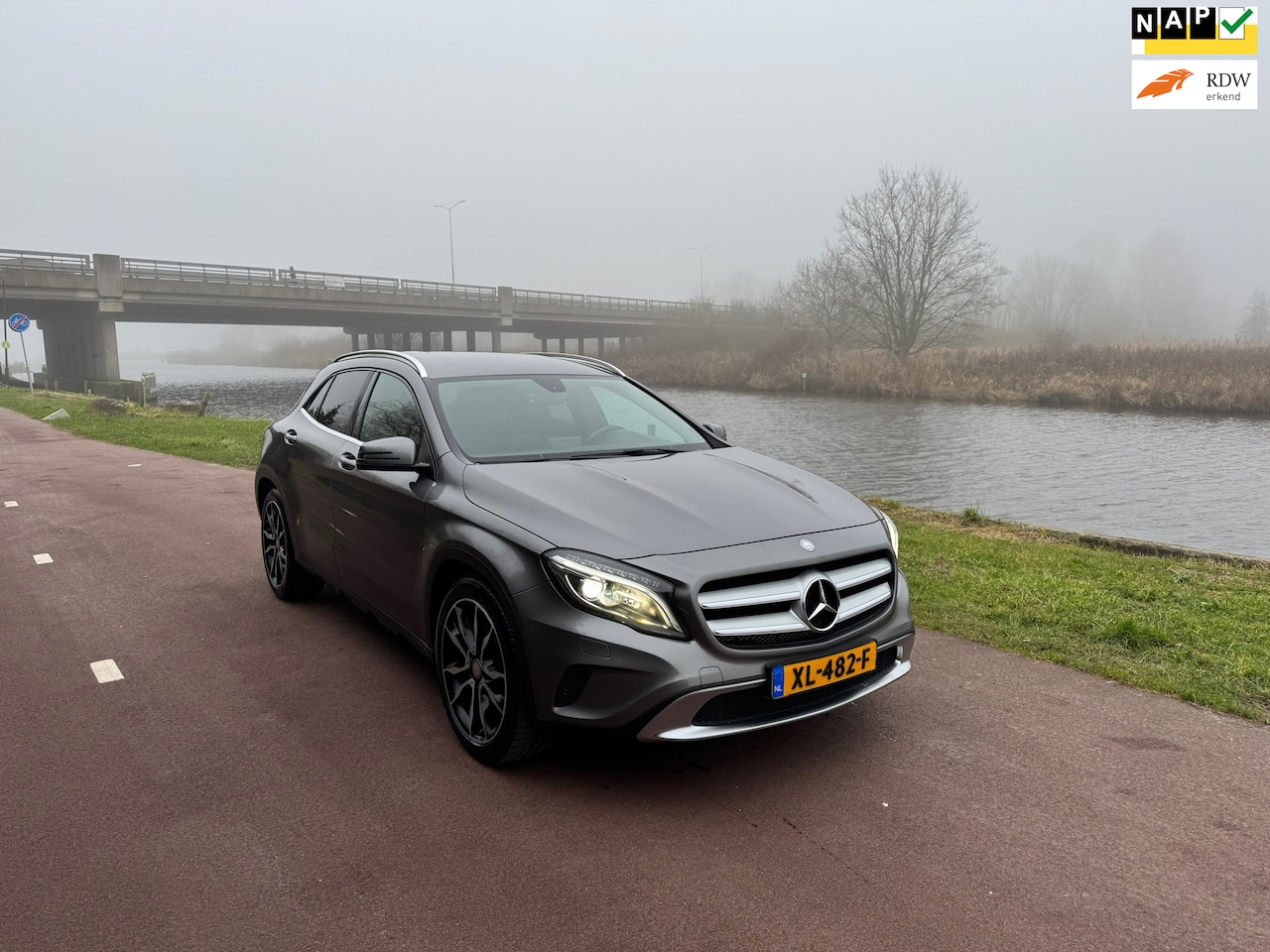 Mercedes-Benz GLA-Klasse - 200 Prestige|Camera|Leder|Luxe| - AutoWereld.nl