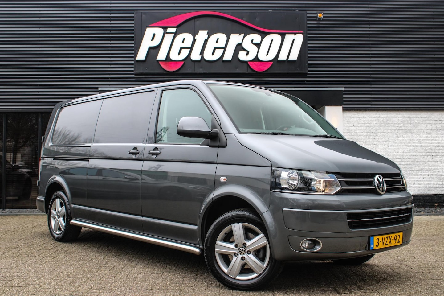 Volkswagen Transporter - 2.0 TDI L2H1 4Motion NAP CAMERA TREKHAAK BTW - AutoWereld.nl