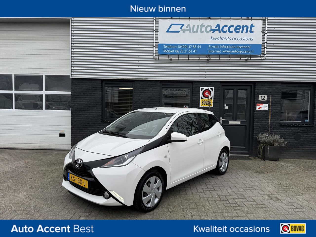 Toyota Aygo - 1.0 VVT-i x-play Airco/Camera/Carplay/129dkm... - AutoWereld.nl