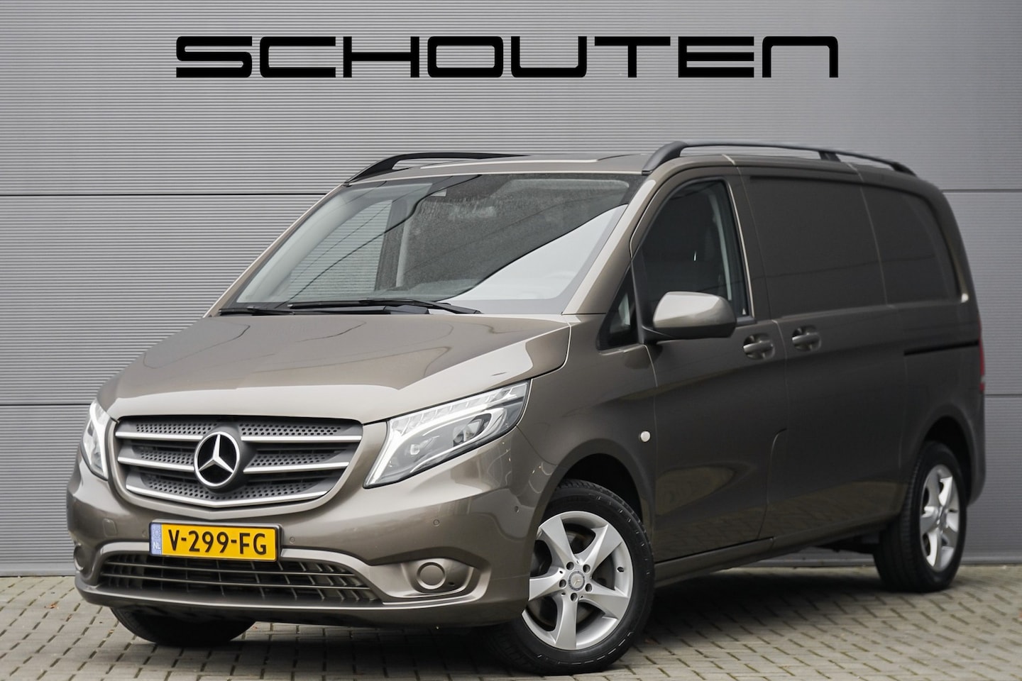 Mercedes-Benz Vito - 119 CDI Lang 4MATIC Navi Trekhaak LED - AutoWereld.nl