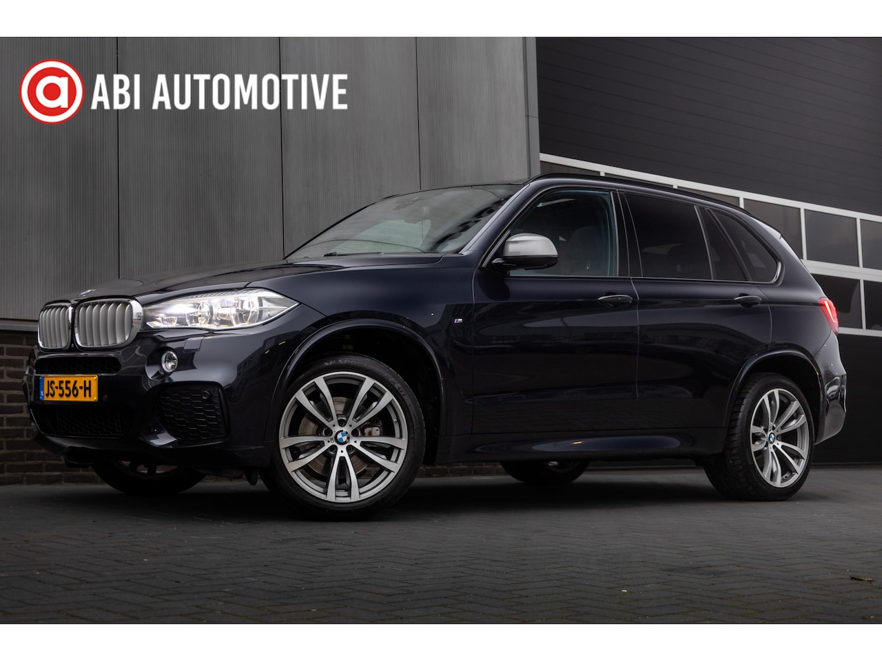 BMW X5 - xDrive40d 313 pk High Executive M-Sportpakket / NL-Auto/ Pano-Dak/ Head-Up/ 360-Camera/ So - AutoWereld.nl