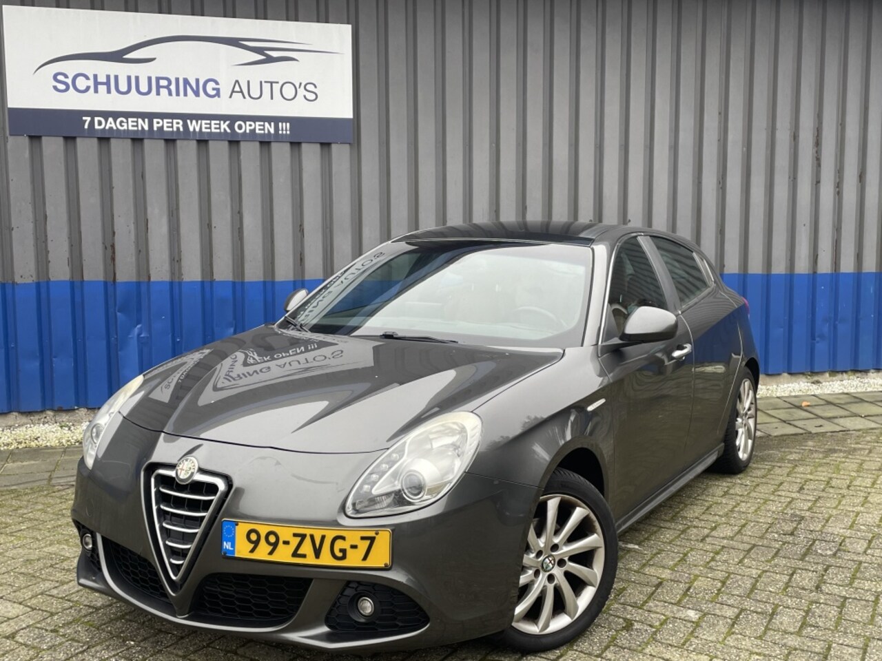 Alfa Romeo Giulietta - 1.4 T Distinctive LEER - AutoWereld.nl