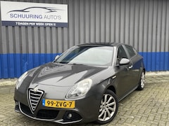 Alfa Romeo Giulietta - 1.4 T Distinctive LEER