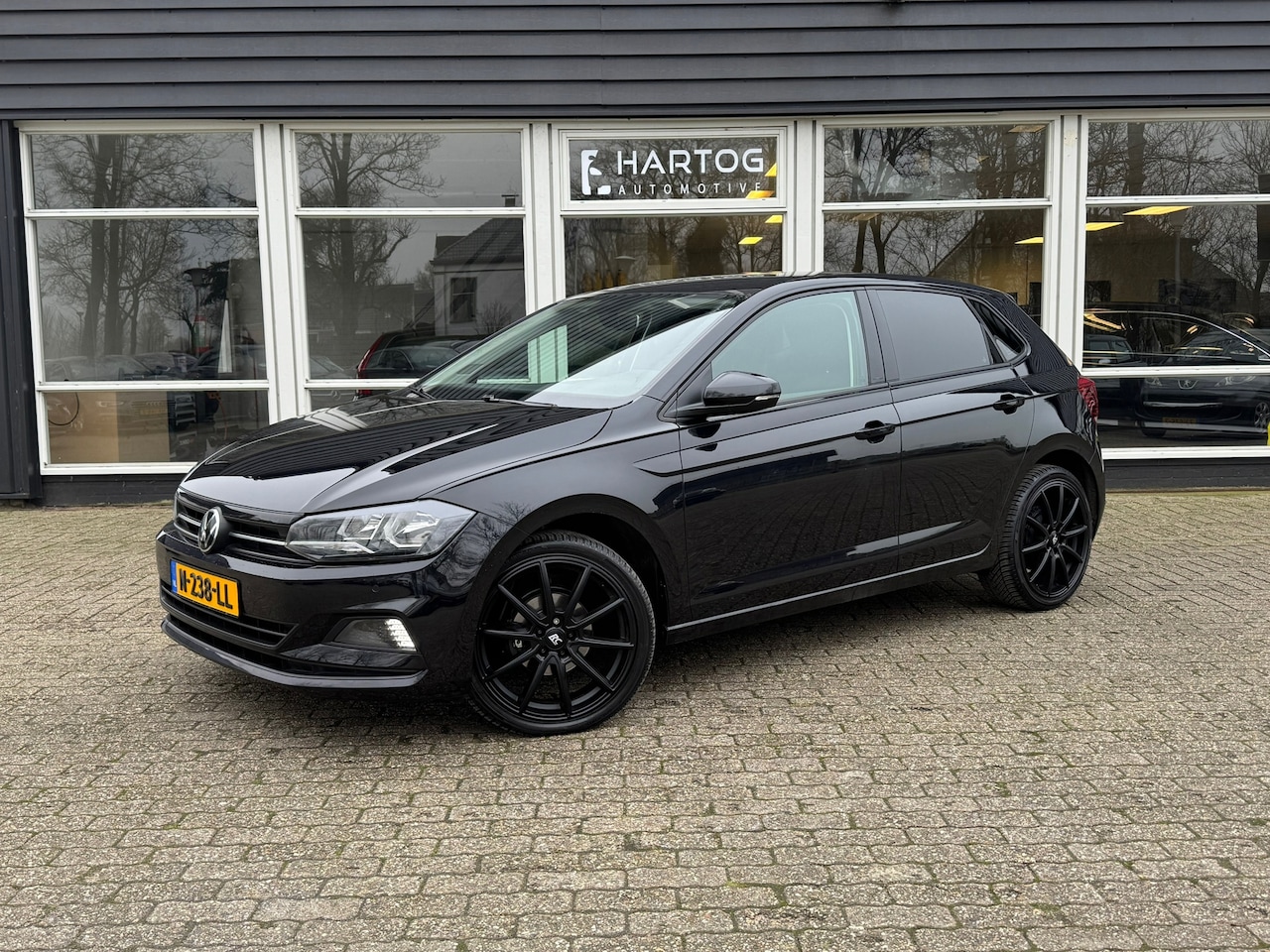 Volkswagen Polo - 1.0 TSI Highline Business R | Autm | Cruise | Clima | Navi | Carplay | - AutoWereld.nl