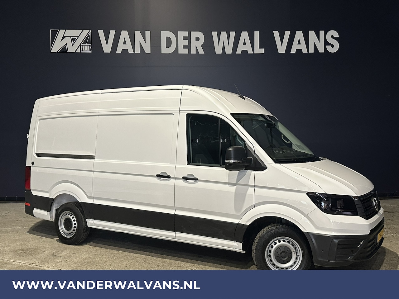 Volkswagen Crafter - 2.0 TDI **BPM VRIJ voor de Ondernemer** L3H3 L2H2 Euro6 Airco | Camera | Apple Carplay | A - AutoWereld.nl