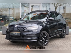 Skoda Karoq - 1.5 SportLine TSI ACT 150pk DSG | Trekhaak | Carplay | LED | Camera | Virtual | Navi | Pan