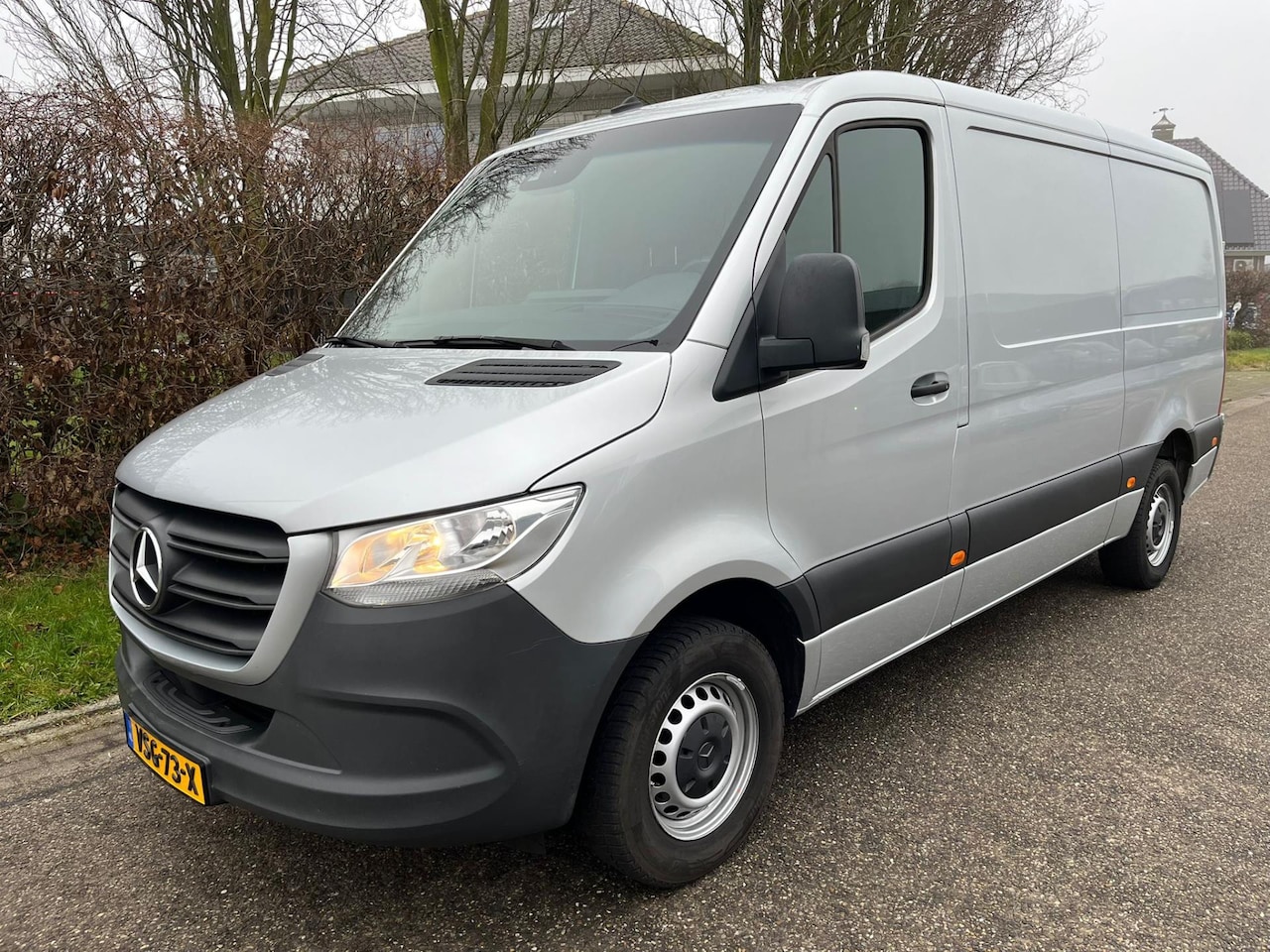 Mercedes-Benz Sprinter - 315 L2H1 Automaat | MBUX Camera| Airco |Cruise - AutoWereld.nl