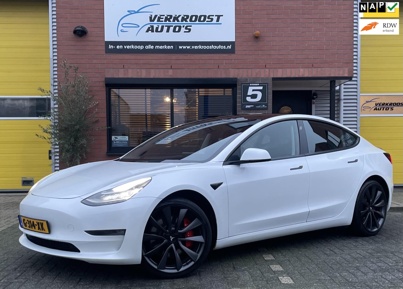 Tesla Model 3 - Performance AWD 75 kWh pano. long range. autopilot - AutoWereld.nl