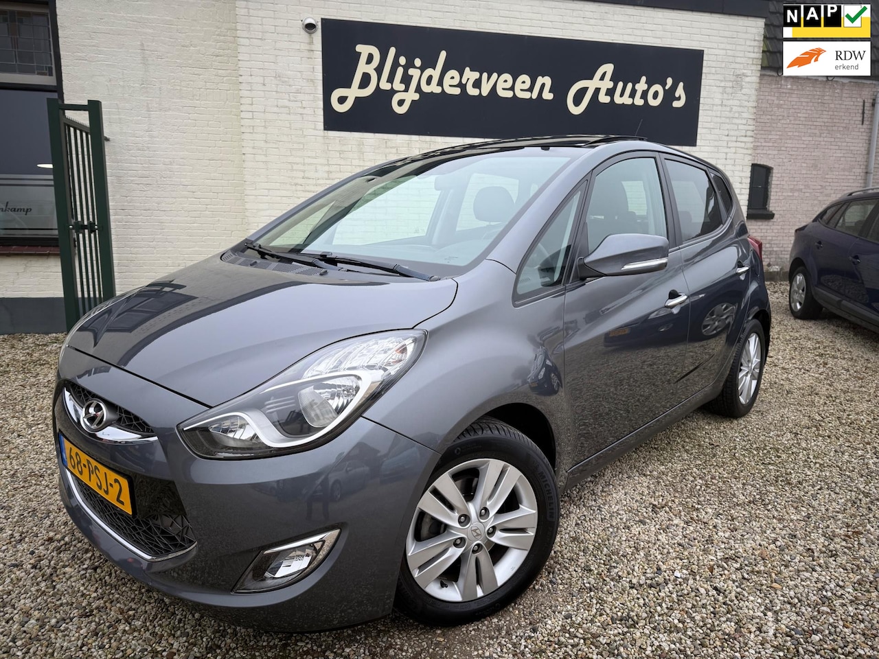 Hyundai ix20 - 1.6i i-Catcher Automaat | Camera | Leer | Stoelvw. | Navi | Trekhaak - AutoWereld.nl