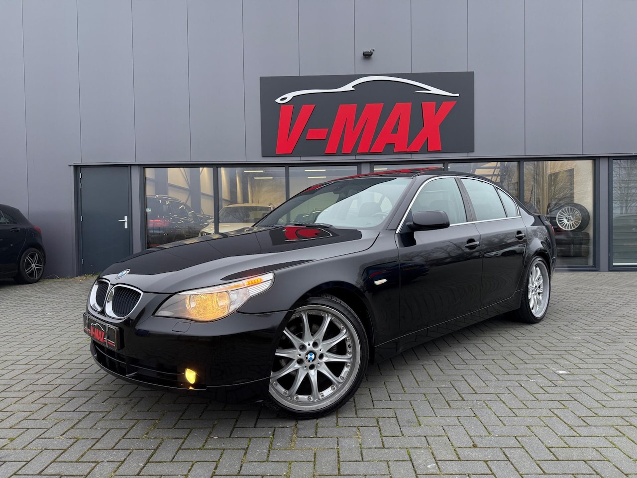 BMW 5-serie - 525i AUT Executive Leder Navi Schuifdak Clima - AutoWereld.nl