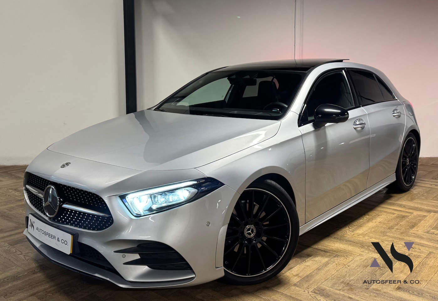 Mercedes-Benz A-klasse - 180 d AMG Night Edition PANO KEYLESS BOMVOL' - AutoWereld.nl