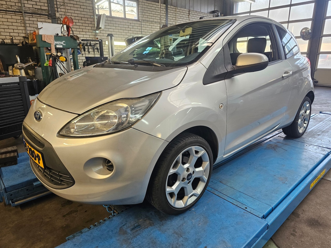 Ford Ka - 1.2 Titanium X 1.2 Titanium X - AutoWereld.nl