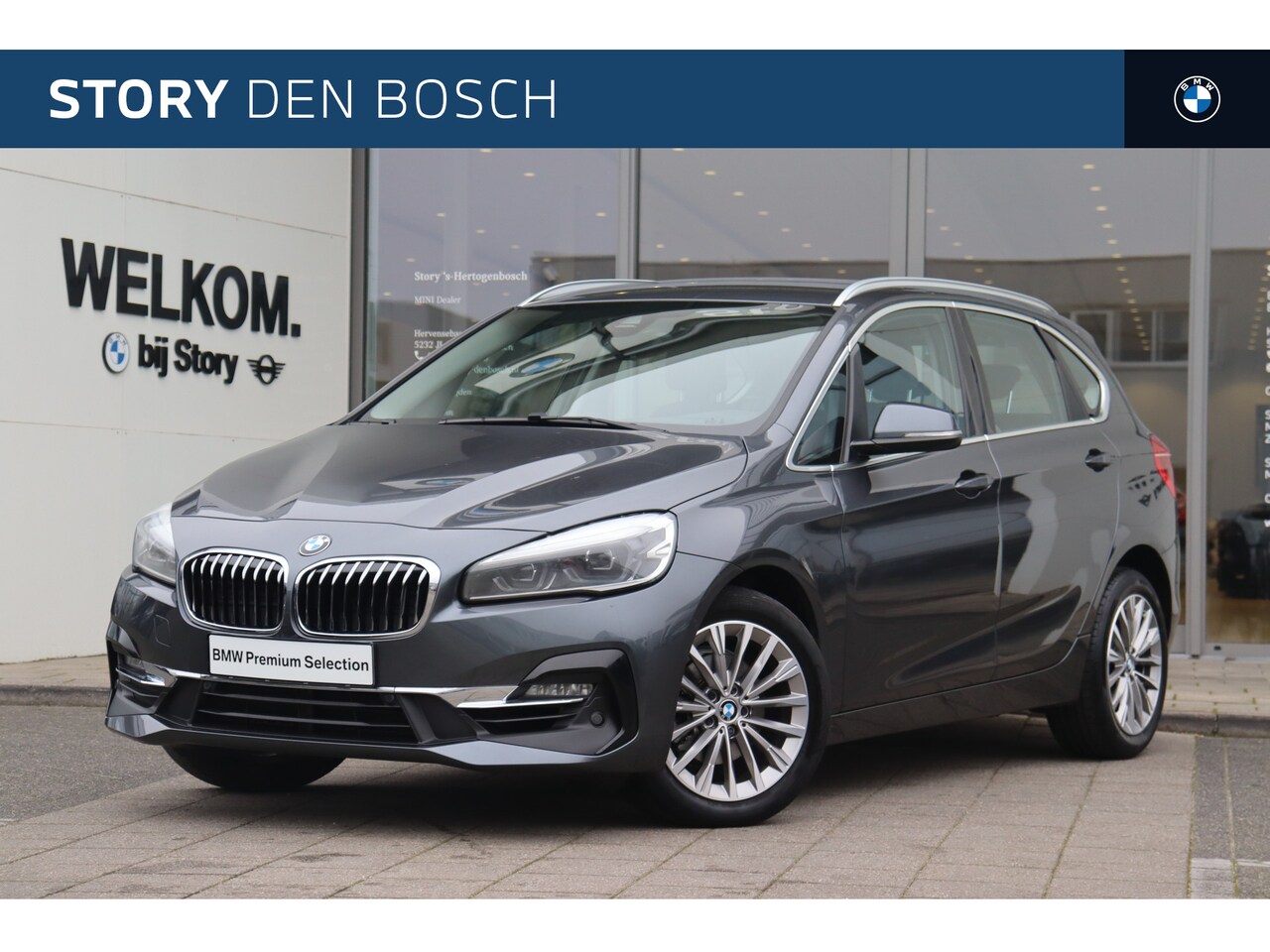 BMW 2-serie Active Tourer - 218i High Executive Luxury Line Automaat / Trekhaak / Achteruitrijcamera / Stoelverwarming - AutoWereld.nl