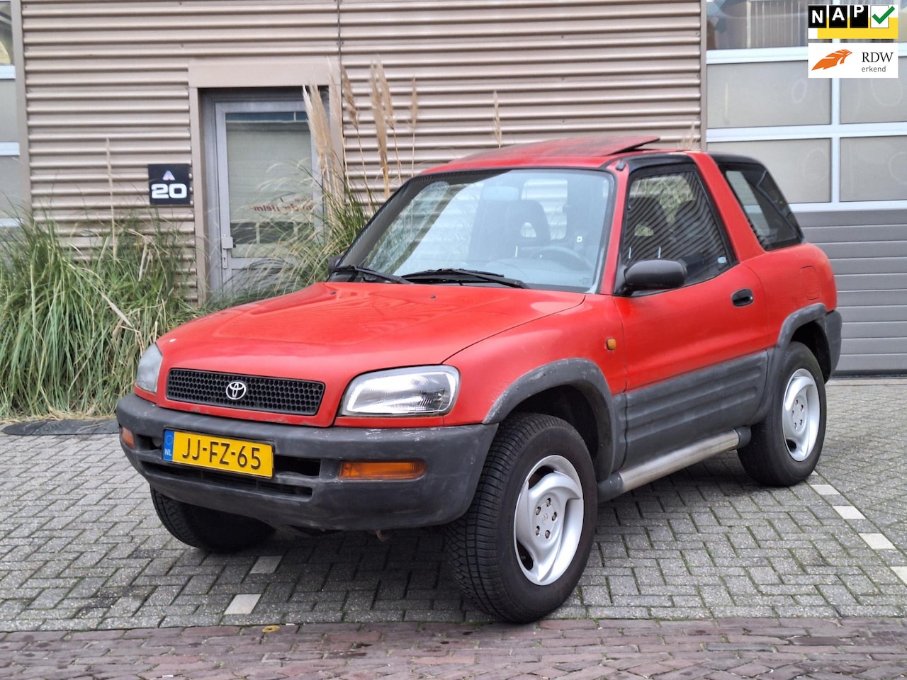 Toyota FunCruiser RAV4 - | 2.0i SR | 4x4 | - AutoWereld.nl