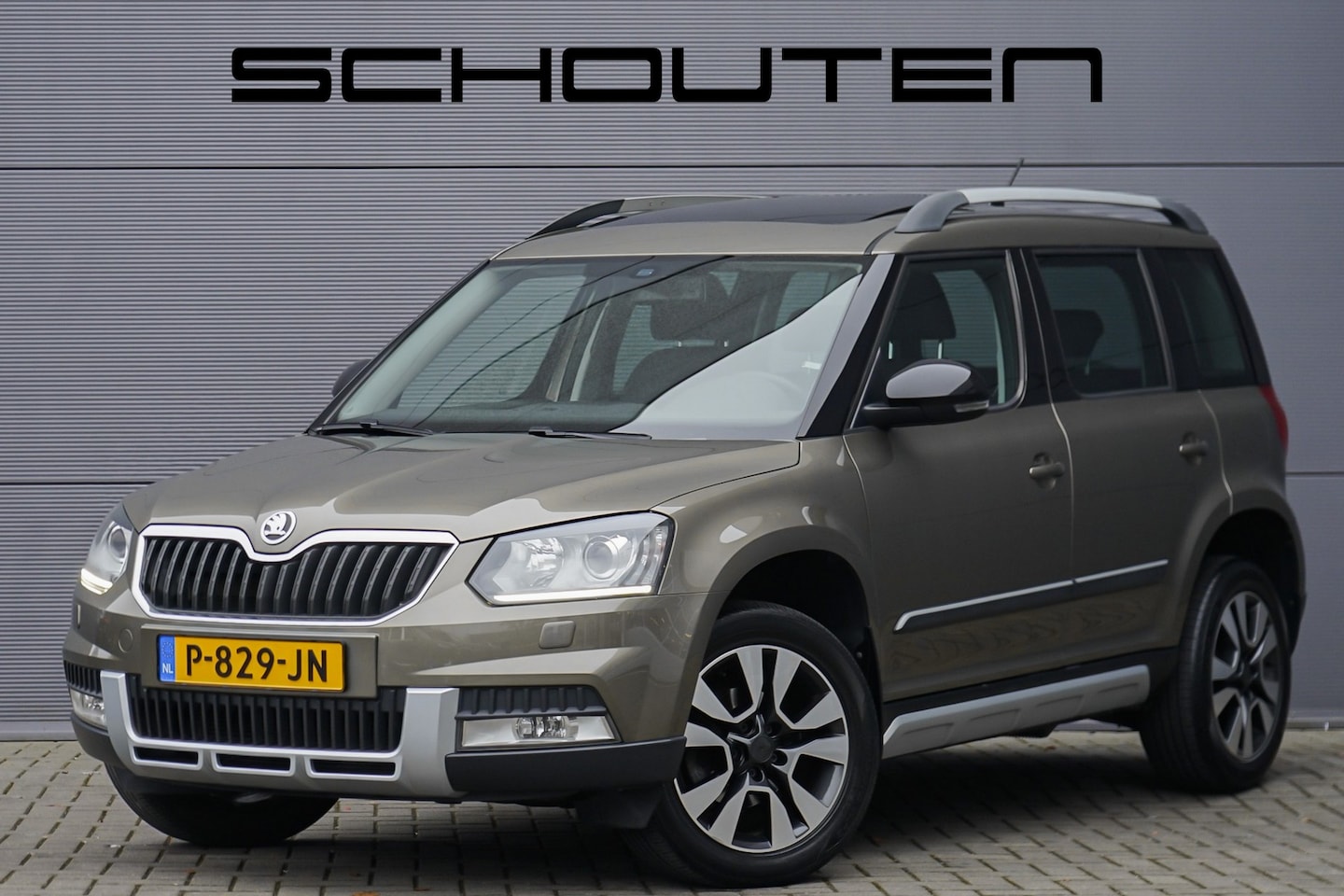 Skoda Yeti Outdoor - 1.2 TSI Elegance Pano Trekhaak Cruise Stoelverwarming - AutoWereld.nl