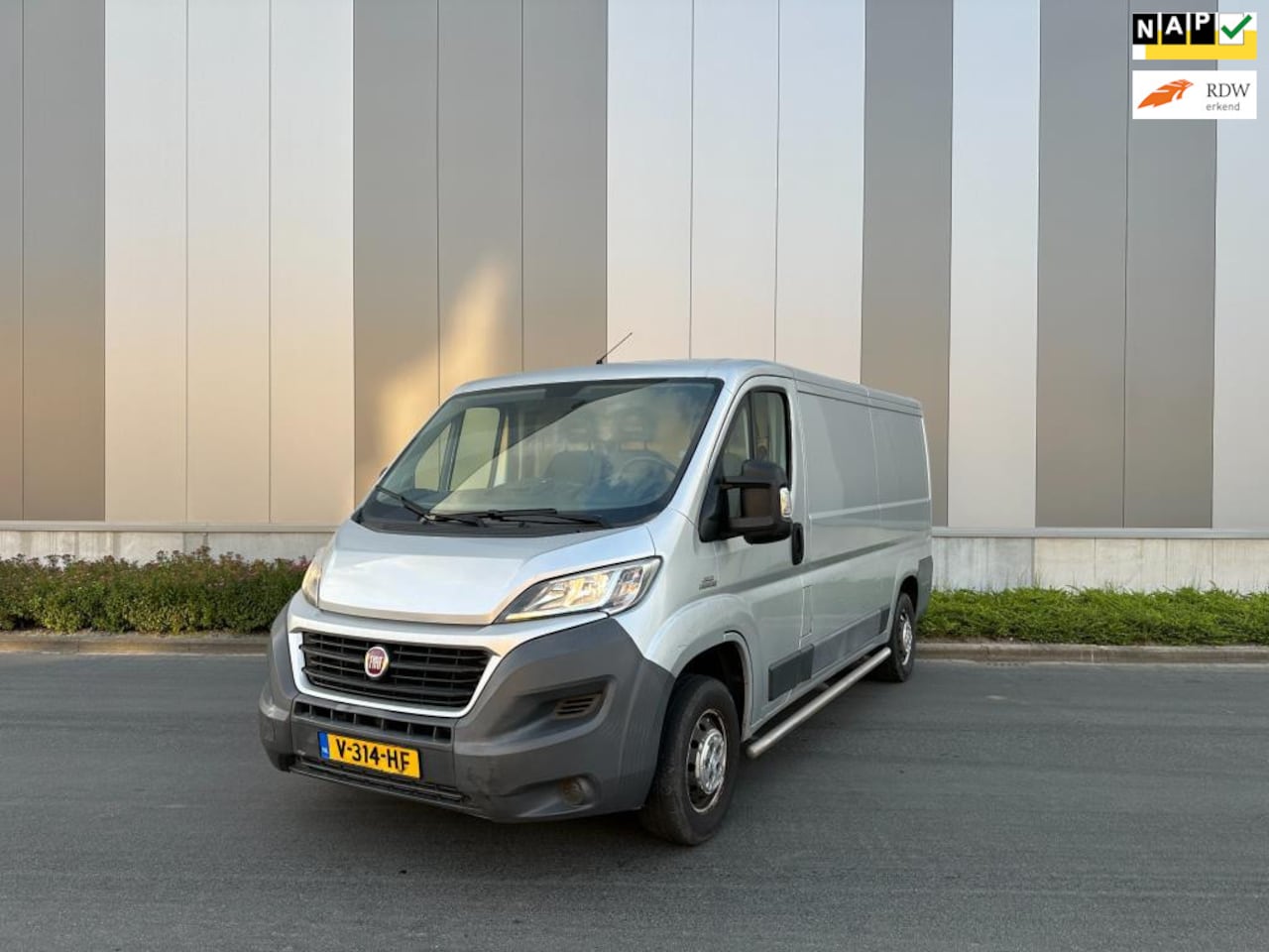 Fiat Ducato - 30 2.3 MultiJet L2H1 Achteruitrijcamera / Trekhaak - AutoWereld.nl