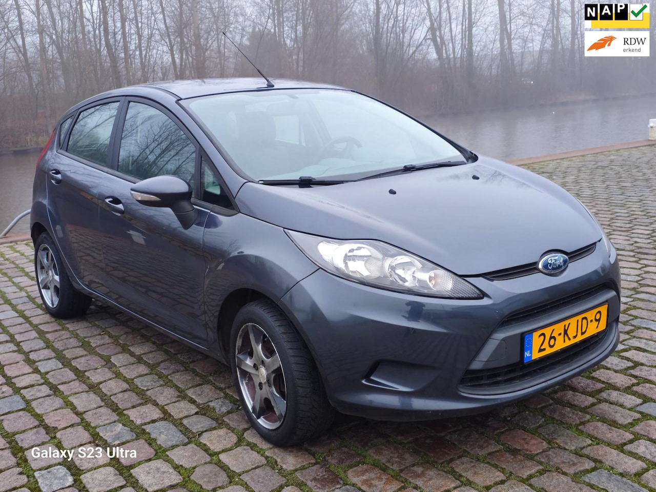 Ford Fiesta - 1.25 Limited 2e eigenaar dealer onderhouden uniek km org nl auto - AutoWereld.nl