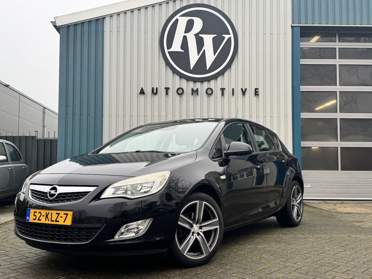 Opel Astra - 1.6 Airco / Cruise / Lm velgen / Android Navi / Camera / NL Auto / APK 22-9-25!! - AutoWereld.nl